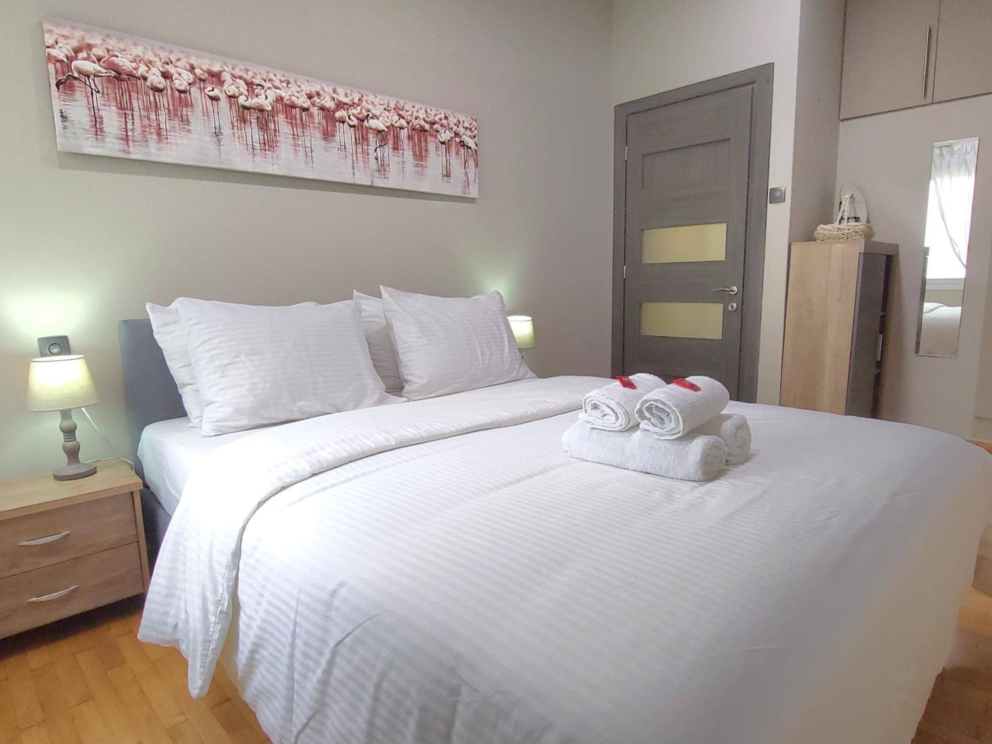“Zeus”, Stylish Luxury Business Suite In The Heart Of Athens. Εξωτερικό φωτογραφία