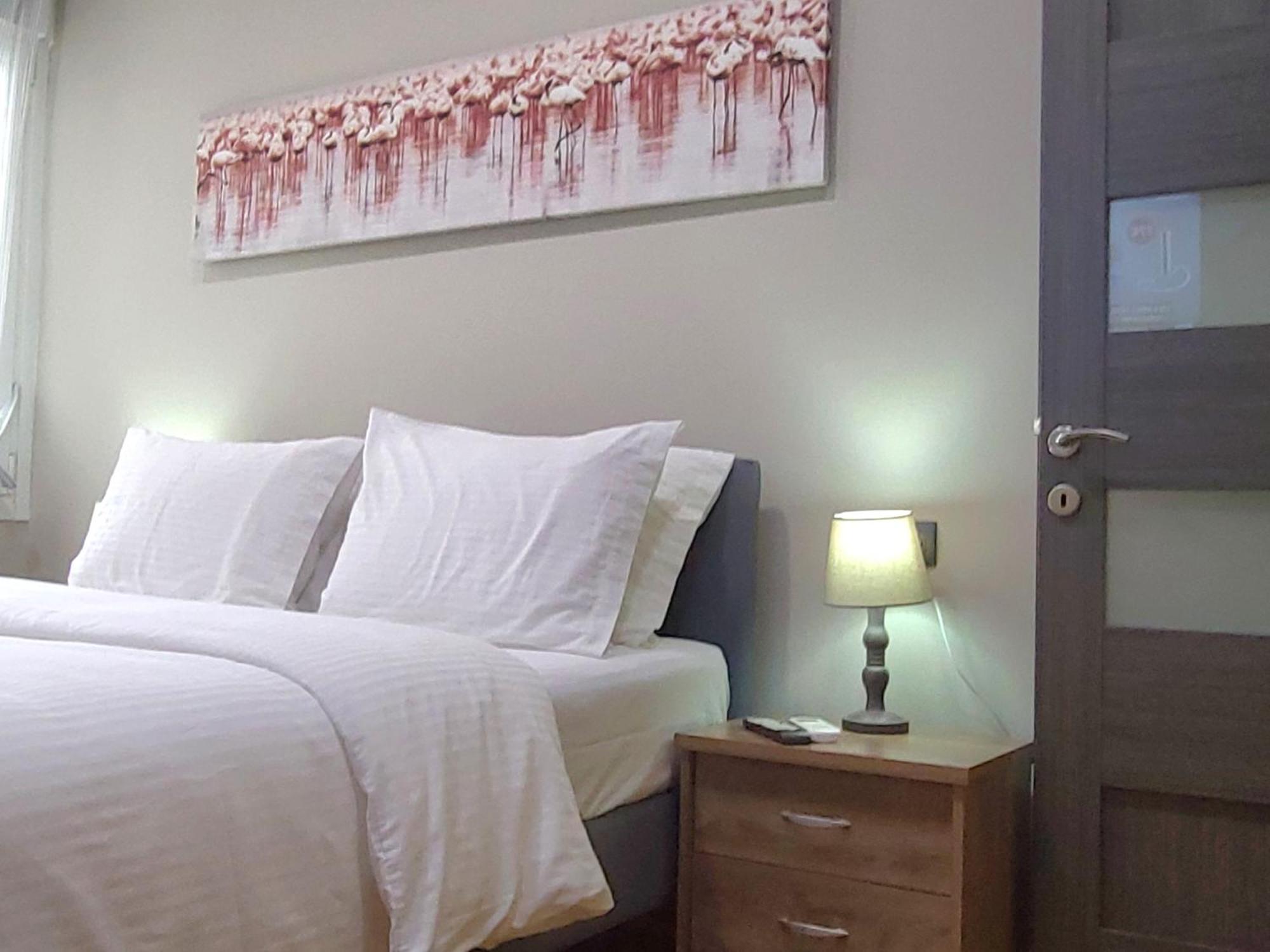 “Zeus”, Stylish Luxury Business Suite In The Heart Of Athens. Εξωτερικό φωτογραφία
