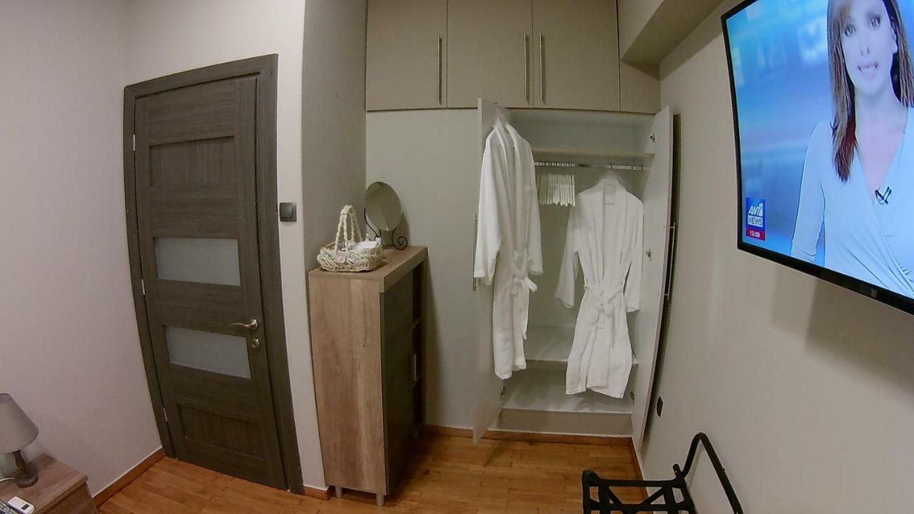 “Zeus”, Stylish Luxury Business Suite In The Heart Of Athens. Εξωτερικό φωτογραφία
